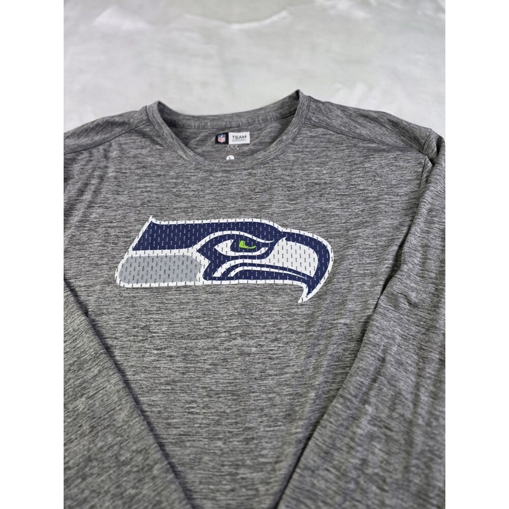NFL Team Apparel Seattle Seahawks TX3 Large Long Sleeve‎ Shirt